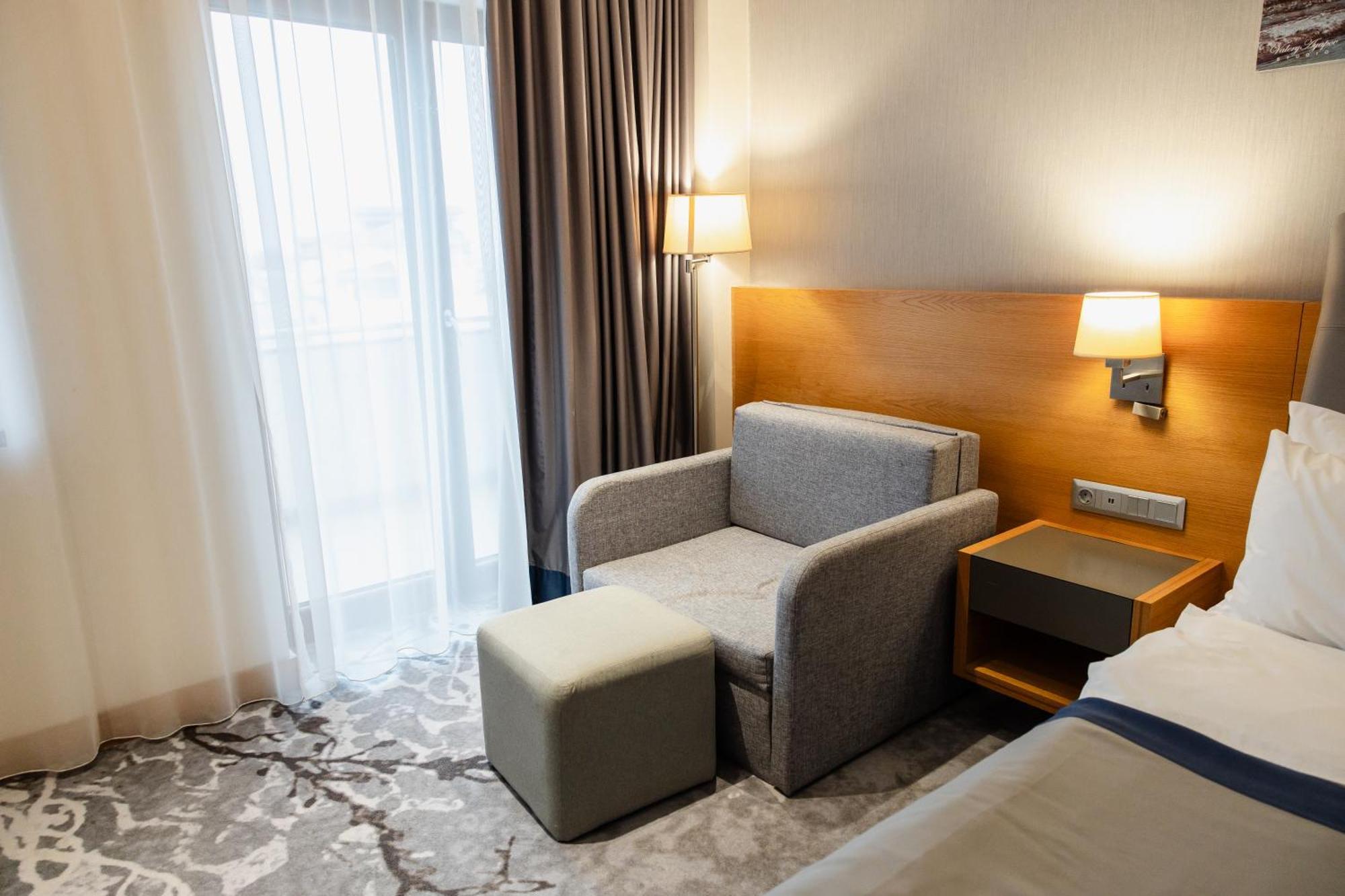 Holiday Inn - Aktau - Seaside By Ihg Kültér fotó