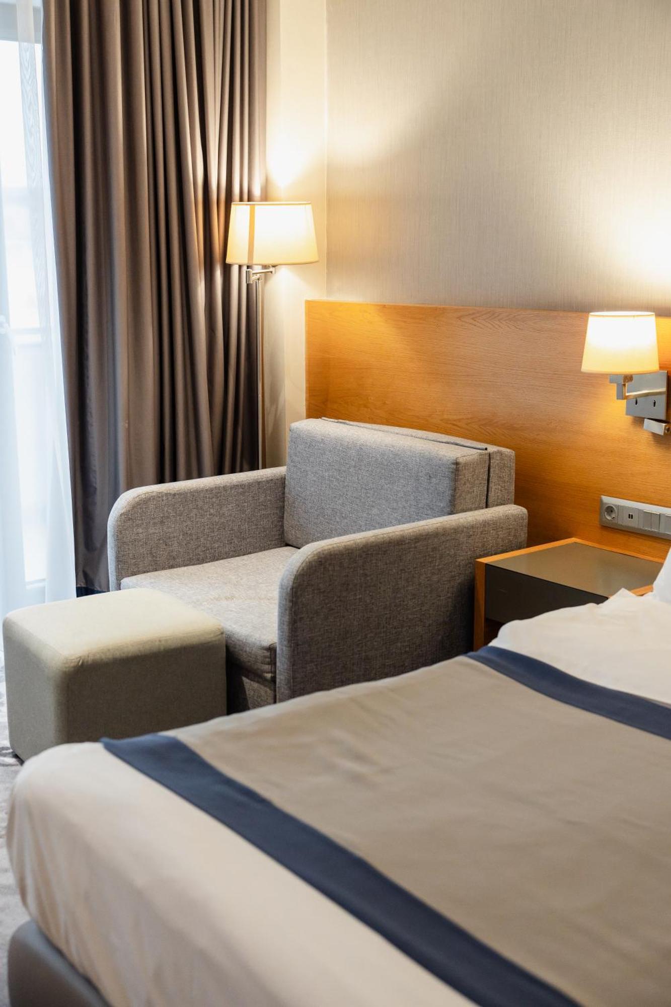 Holiday Inn - Aktau - Seaside By Ihg Kültér fotó
